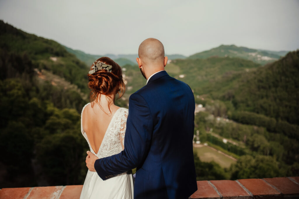 bride and groom overlook Bagni di Lucca